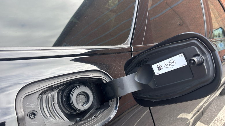 Volvo V90 2.0 B5P Ultimate Dark 5dr Auto Petrol Estate